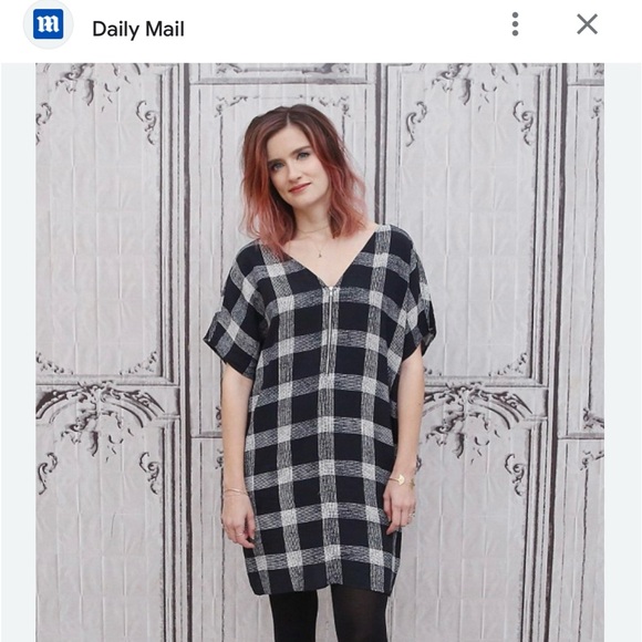 Madewell Zip Front V-Neck Oversized Black White Plaid Shift Dress   Size Medium - Picture 12 of 12